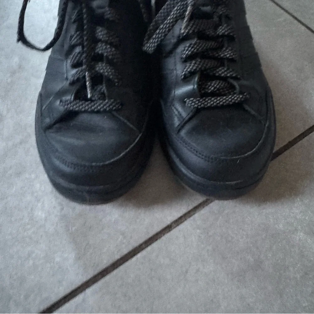 Adidas Men's Grand Court SE Black Sneakers
